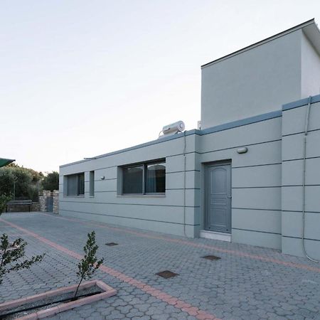 Amfithea Villas Petrokefali エクステリア 写真
