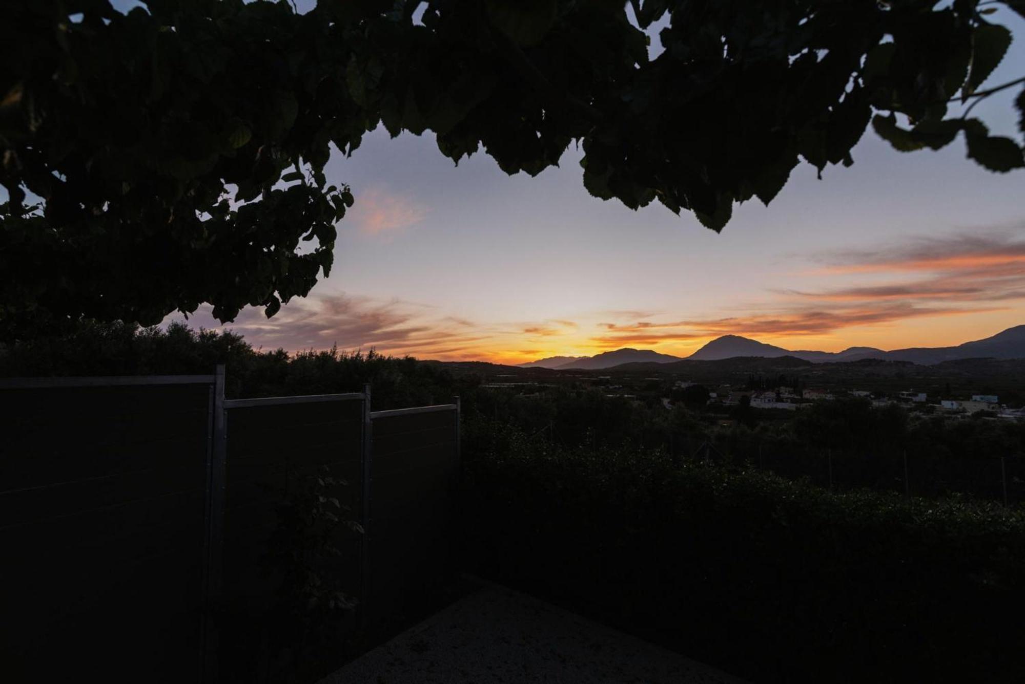 Amfithea Villas Petrokefali エクステリア 写真